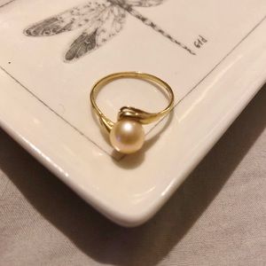 Vintage Pearl Gold Ring